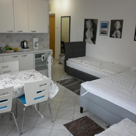 Apartment Antoncic Dramalj Exterior foto