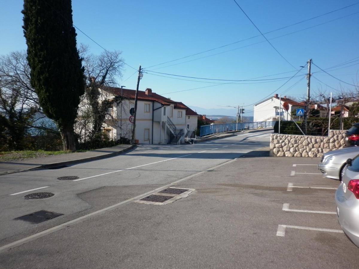 Apartment Antoncic Dramalj Exterior foto